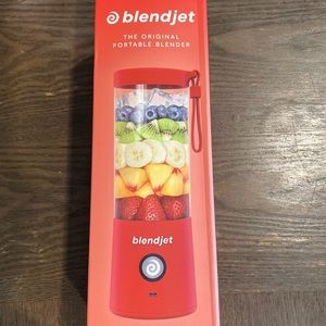 NEW BLENDJET Portable blender
